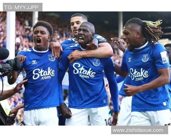 埃弗顿与曼联的对决谁能笑到最后分析比赛胜负关键因素