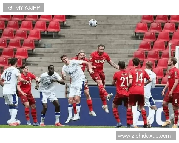 基尔队与海登海姆队激战正酣谁能在这场对决中笑到最后