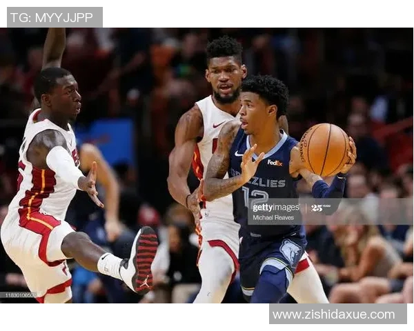 帕纳辛与毕尔的激烈对决揭示了篮球战术与团队协作的重要性