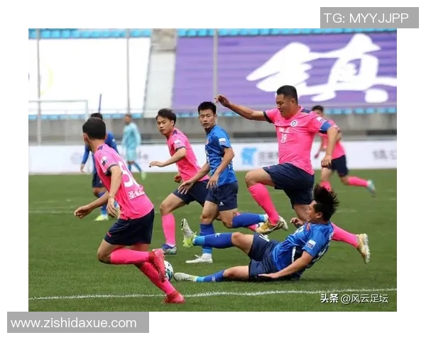 独立队与小保加的激烈对决展现足球魅力与团队精神的完美结合