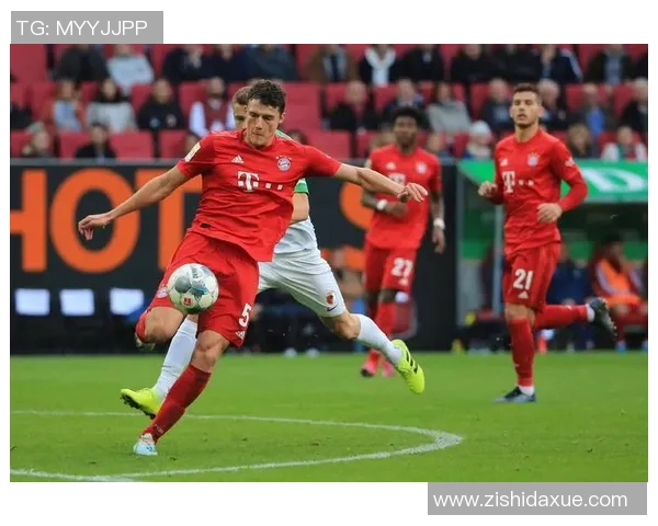 拜仁慕尼黑迎战萨尔茨堡红牛全力争胜的精彩对决分析