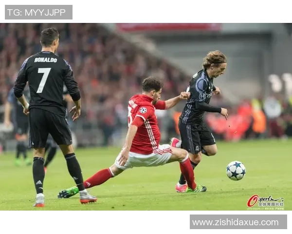 马丁内斯的传奇旅程从球场到人生的启示与反思 马丁内斯的传奇旅程从球场到人生的启示与反思