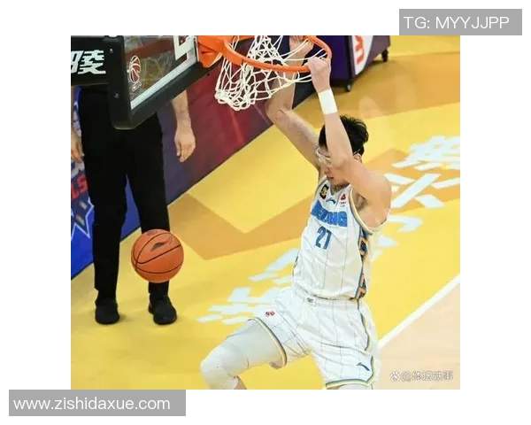 2013年CBA季后赛北京队与山东队激战回顾精彩瞬间与关键时刻分析