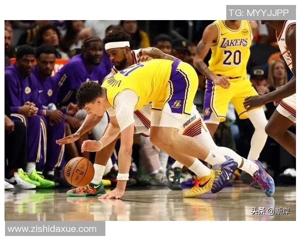 国王与湖人精彩对决录像回放10月5日比赛全程回顾与分析 国王与湖人精彩对决录像回放10月5日比赛全程回顾与分析