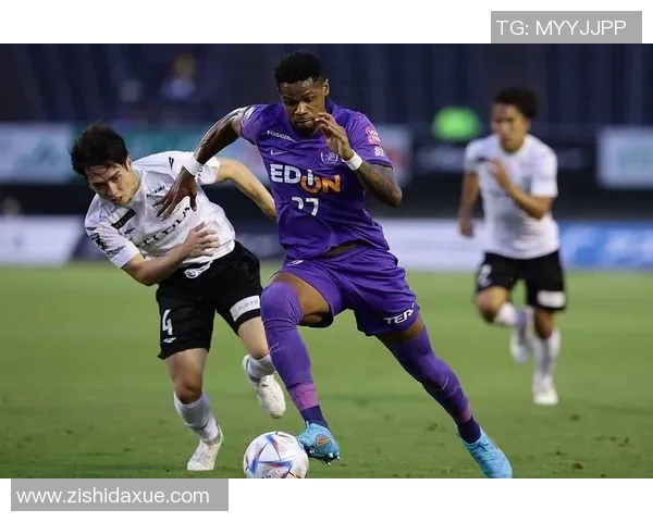 墨尔本胜广岛三箭的精彩对决分析与赛后点评 墨尔本胜广岛三箭的精彩对决分析与赛后点评