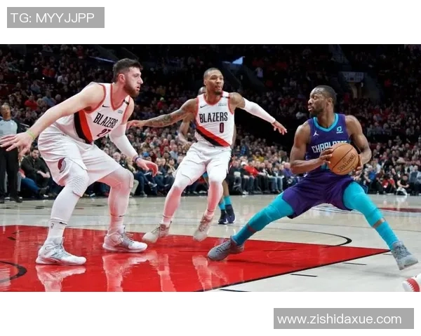 波特兰开拓者与夏洛特黄蜂的精彩对决分析与赛季展望